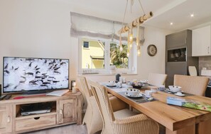 House (Meerzeit) | Living room | TV - Meerzeit (Zirchow)