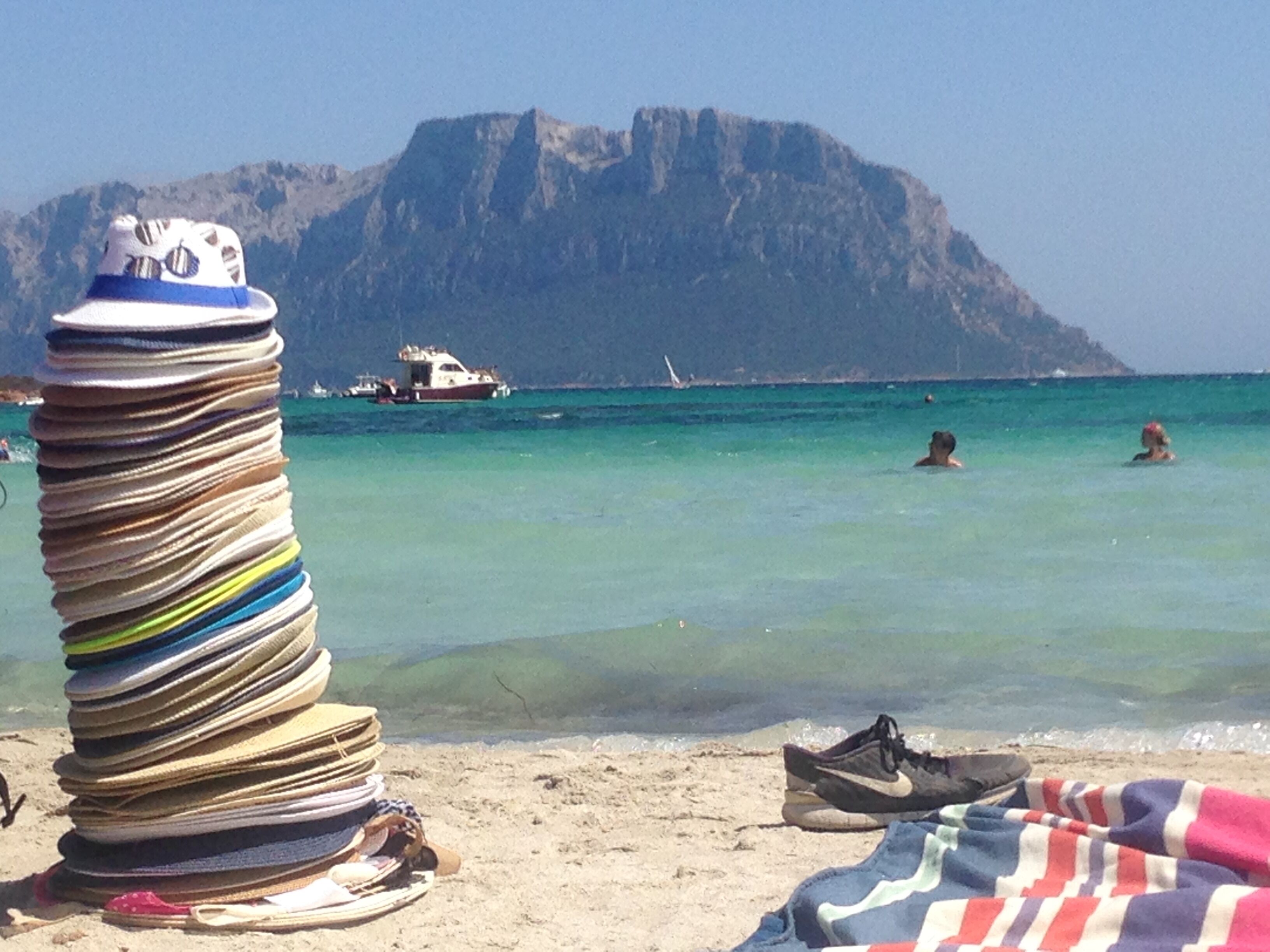 AppartamentoTavolara air conditioning and two bathrooms