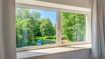 Apartment | Pemandangan dari bilik