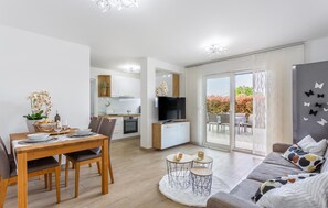 Apartment | Living room | Smart TV