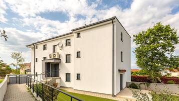 Apartment | Exterior