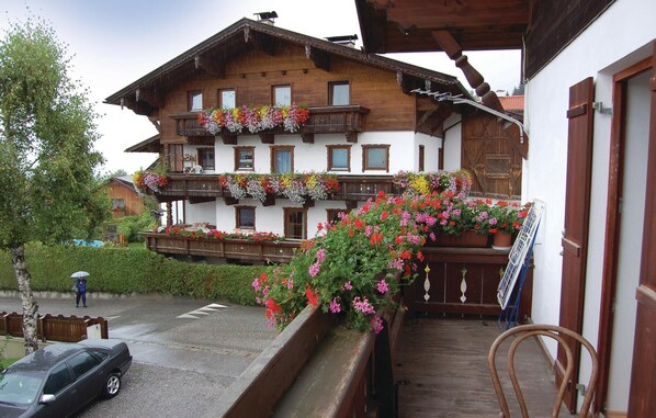 Apartment | Exterior