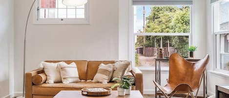 Smart-TV, fotballspill og bøker