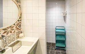 Bathroom - Stunning Home in Westerland With Wifi and 3 Bedrooms (Westerland)