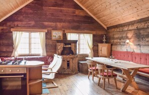 House | Living room - Amazing Home in Vallavik With 1 Bedrooms and Wifi (Ulvik)