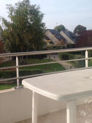 Property grounds - Appartement 37m2 au Calme Avec Terrasse (Vannes)