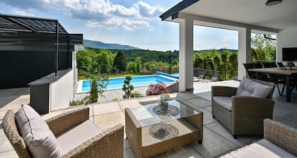 Nice Home in Stubicke Toplice With Wifi, Outdoor Swimming Pool and Heated Swimming Pool