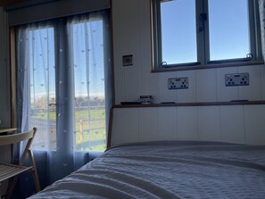 1 dormitorio, wifi gratis, ropa de cama