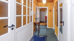 Unclassified image, 3 of 20, button - Stunning Apartment in Lübeck With Wifi (Lübeck)