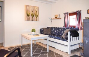 House (Klitterbyn 16) | Living room | TV