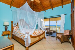 3 chambres, bureau, fer et planche à repasser, accès au Wi-Fi (inclus)