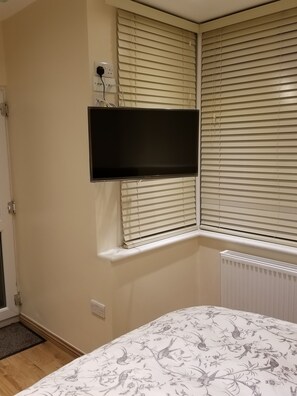 1 Schlafzimmer, Zimmersafe, Bügeleisen/Bügelbrett, kostenloses WLAN