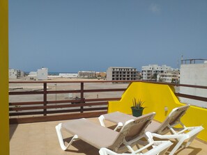 Rooftop terrace - The Yellow Flat - Sea View (Boa Vista)