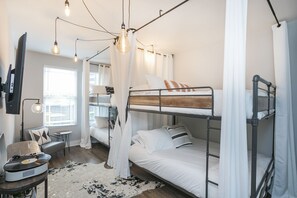 4 bedrooms, desk, iron/ironing board, travel cot