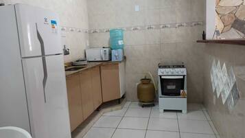 Fridge, microwave, blender