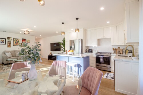 Cozy house in the heart of willow glen