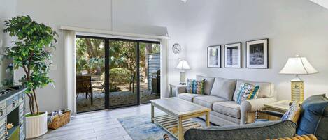 TV, DVD player, offices