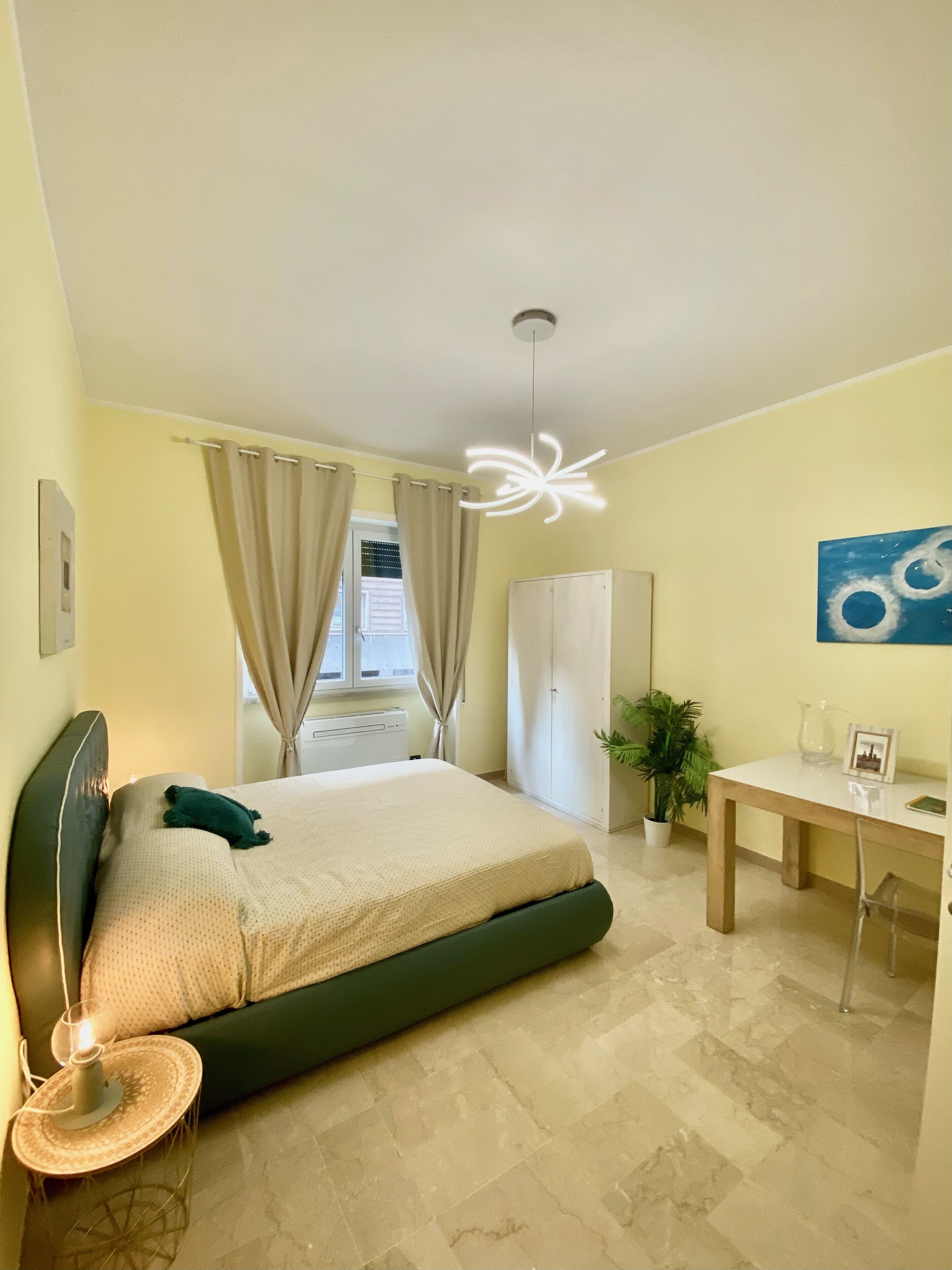 Elegant apartment in the center of Bologna