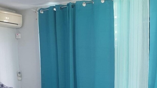 Suite Confort | 1 habitación, escritorio y espacio para trabajar con laptop