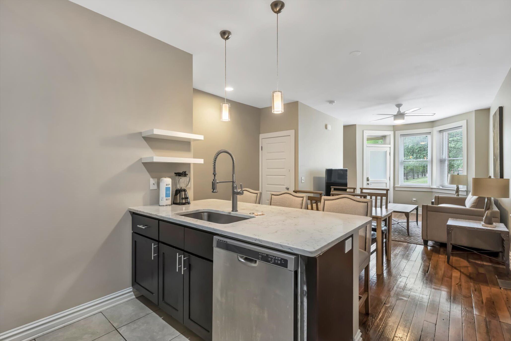 Stunning Townhome (924) in The Grove - Sleeps 13!