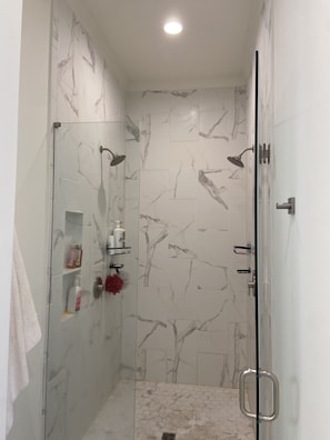 Bañera con ducha