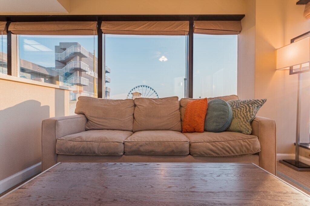 SeaGlass Tower™ - 1 Bedroom Standard - Limited View