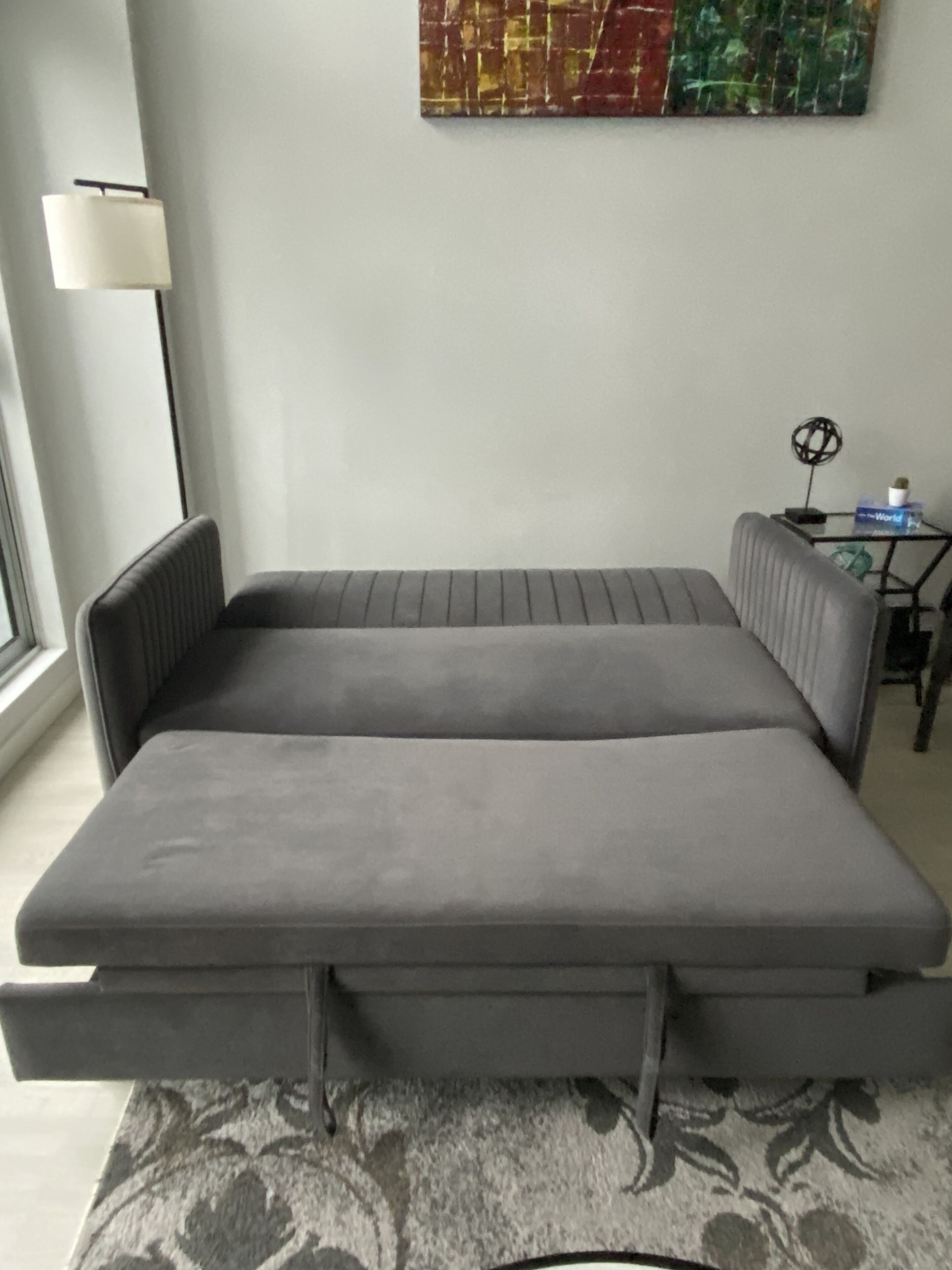 Modern DT Vancouver Loft In The Heart Of The City. Parking included.