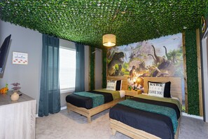 10 bedrooms, iron/ironing board, travel cot, free WiFi