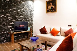 Fireplace - Issli Apartment (Azrou)