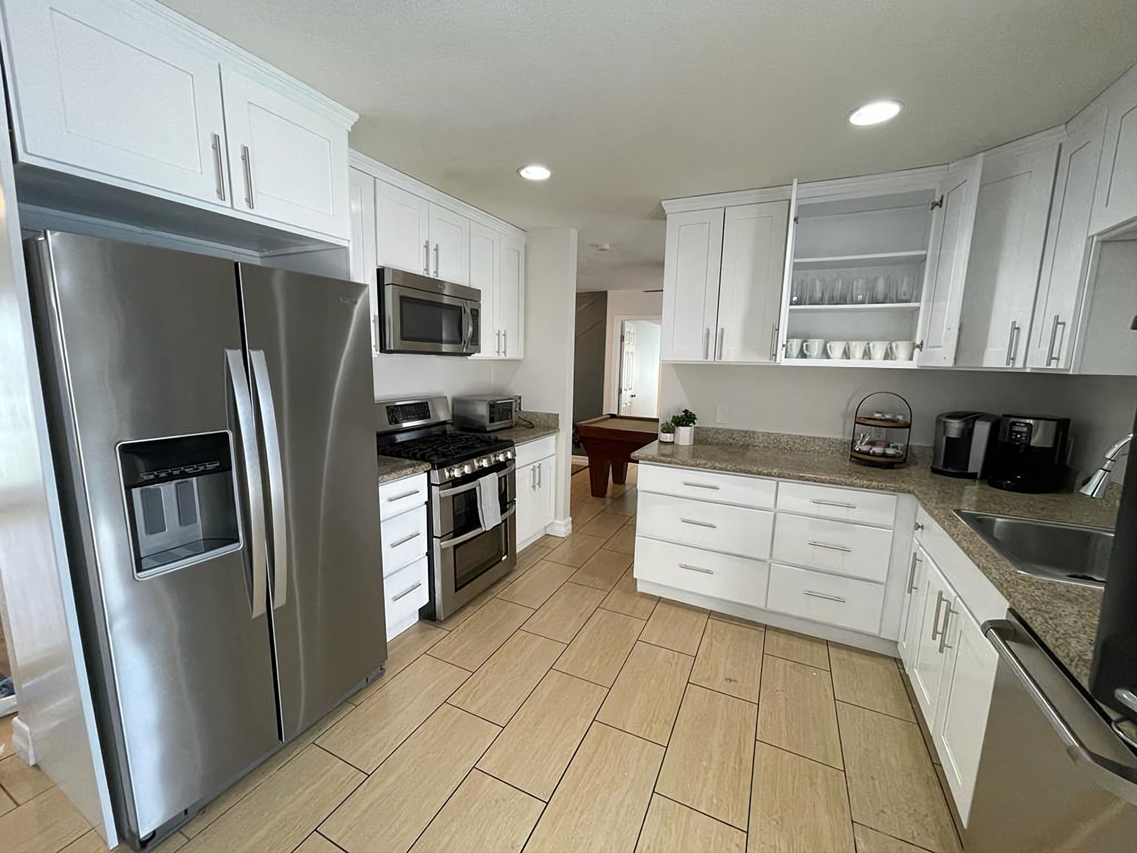 Luxury Villa with private pool and jacuzzi 5BR/4BA