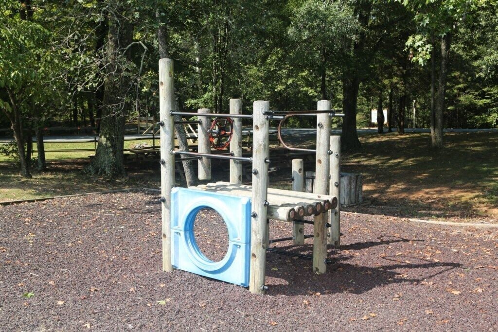 Sumptuous Shenandoah Crossing, 2 Bedroom Resort Cabin, Just A Mile To Your Favorite Destinations