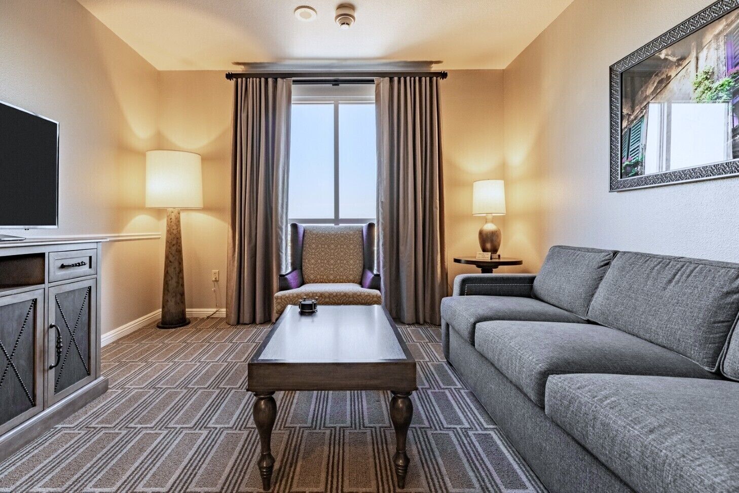 Las Vegas | Pool & Strip Access | City Escape Suite - Las Vegas Strip, NV