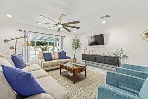 Smart-TV, Videospiele, Tischfußball, Stereoanlage