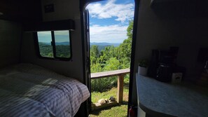 Room - High Above Asheville! Beautiful Long Range Views! (Asheville)