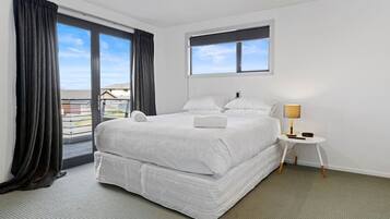 6 makuuhuonetta, työpöytä, silitysrauta/-lauta, ilmainen Wi-Fi