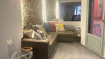 Televisie en een computerscherm