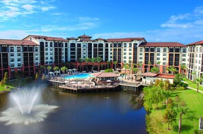 Exterior - Multi-pool, premier reosrt - FREE WiFi,, free parking, NO resort fee (Orlando)