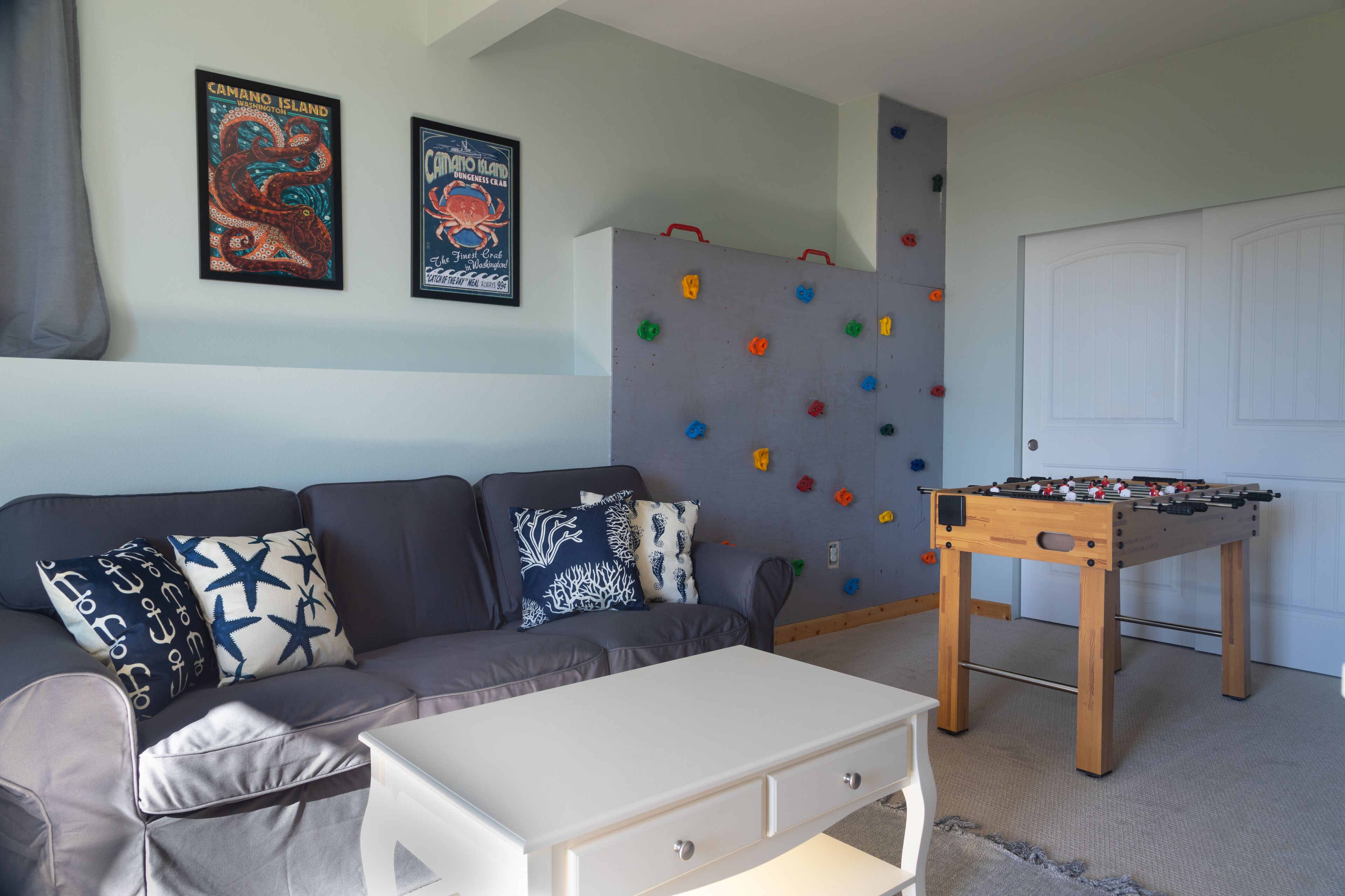 Camano Lookout (pet friendly)-Gorgeous views of Saratoga Passage!