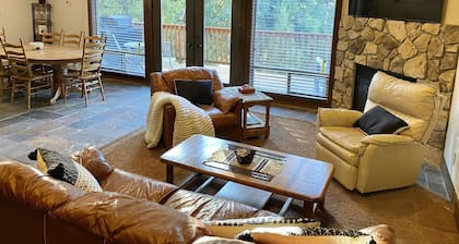 New Shaver Lake listing! Beautiful 4 Bed 3 Bath