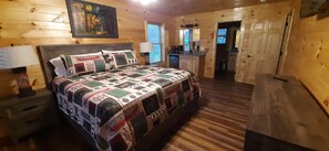 5 bedrooms, free WiFi, bed sheets