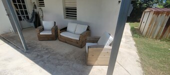 Walking Surfers
Quiet and comfortable house near to beaches and restaurants.