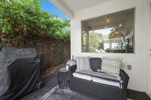 Terrace/patio - Ponderosa Villa nestled in the Intimate La Quinta Cove (La Quinta)