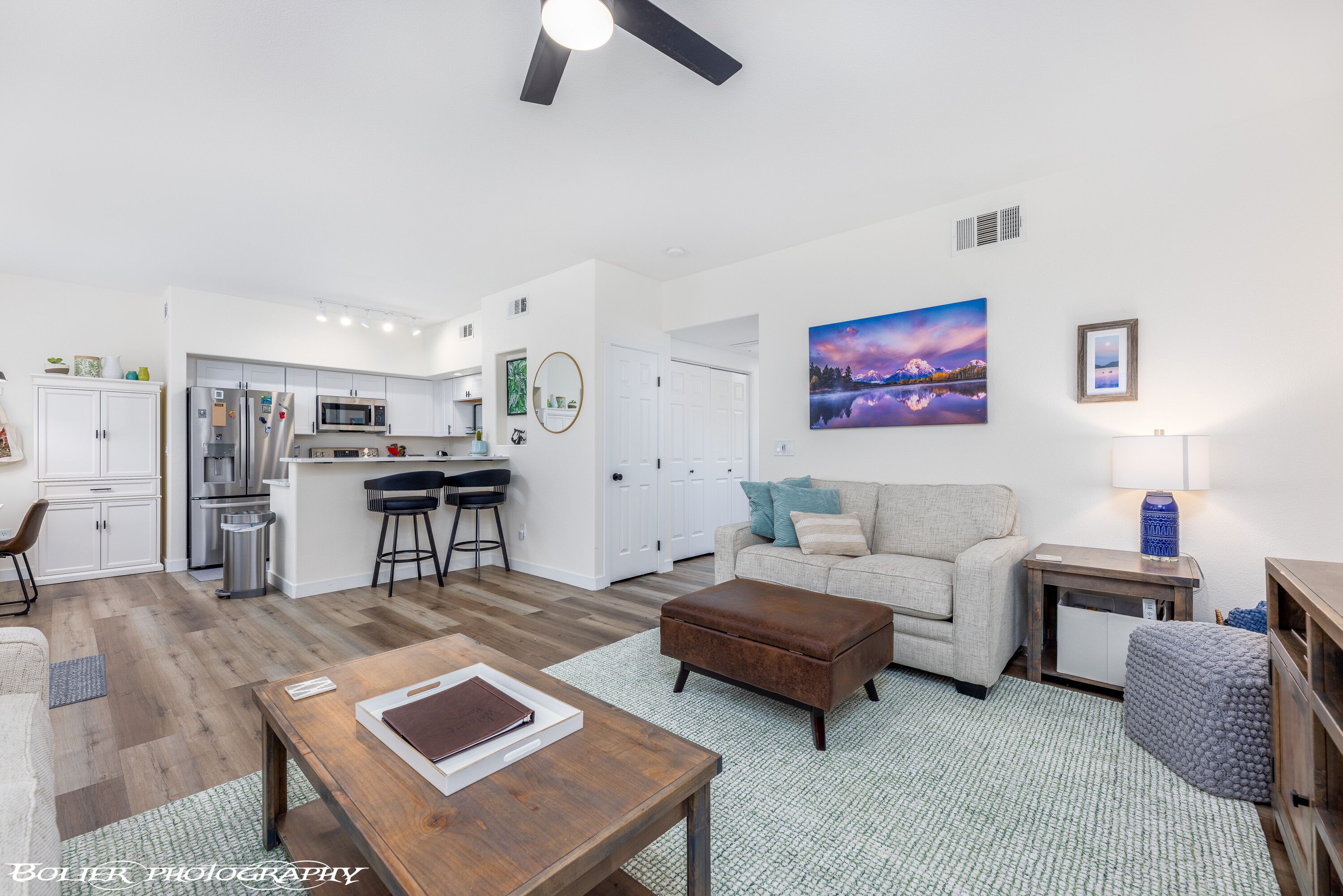 Luxurious condo near golf with pool, hot tub, & all the comforts of home!