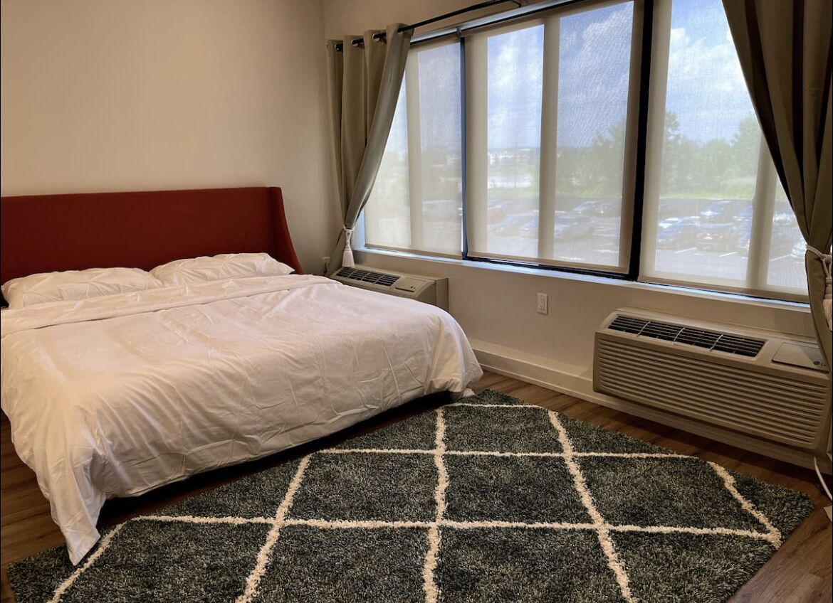 RENOVATED Luxury Studio; 20 Mins Away from NYC/EWR