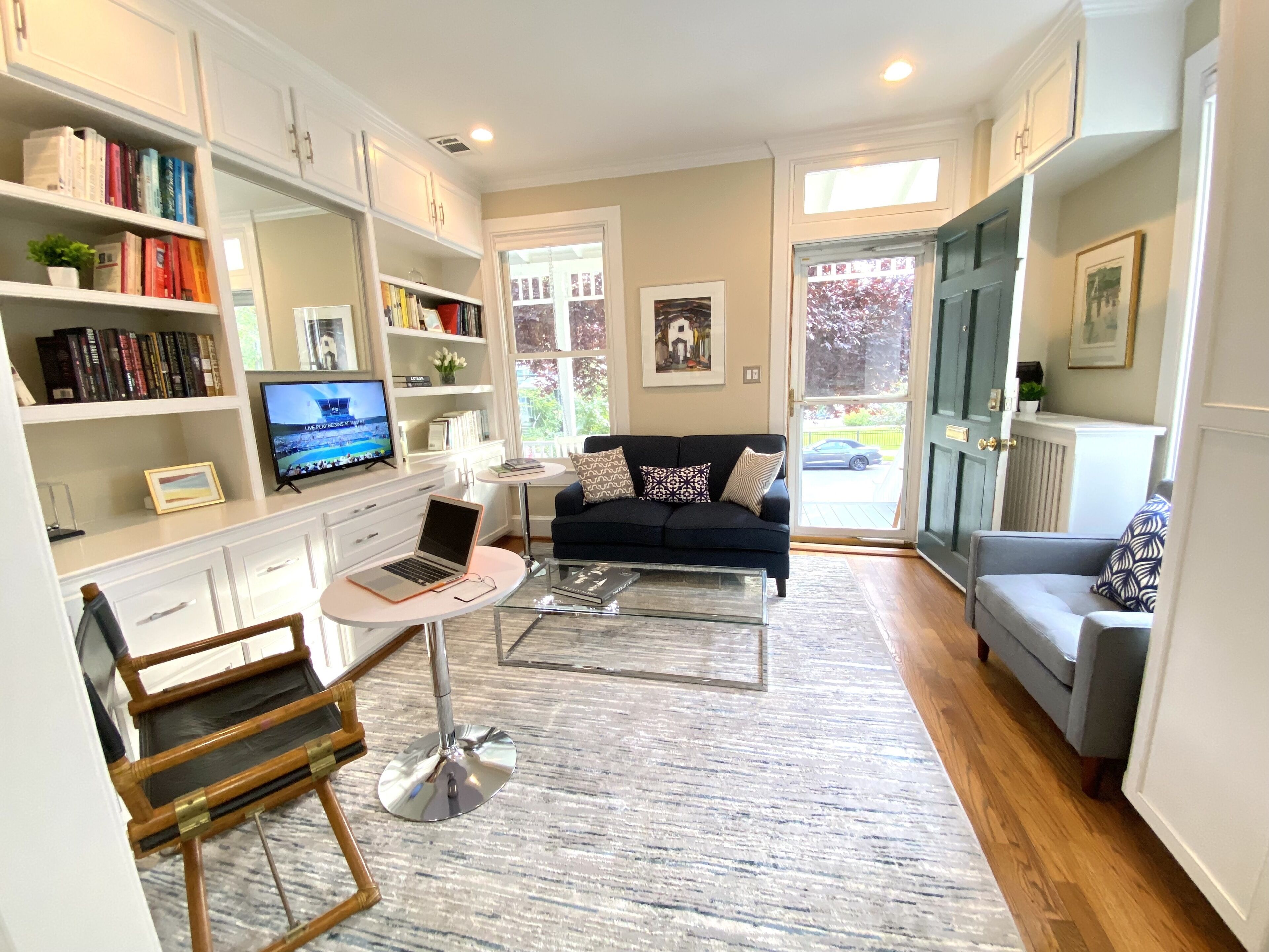 Gem with Parking in DC Palisades Village