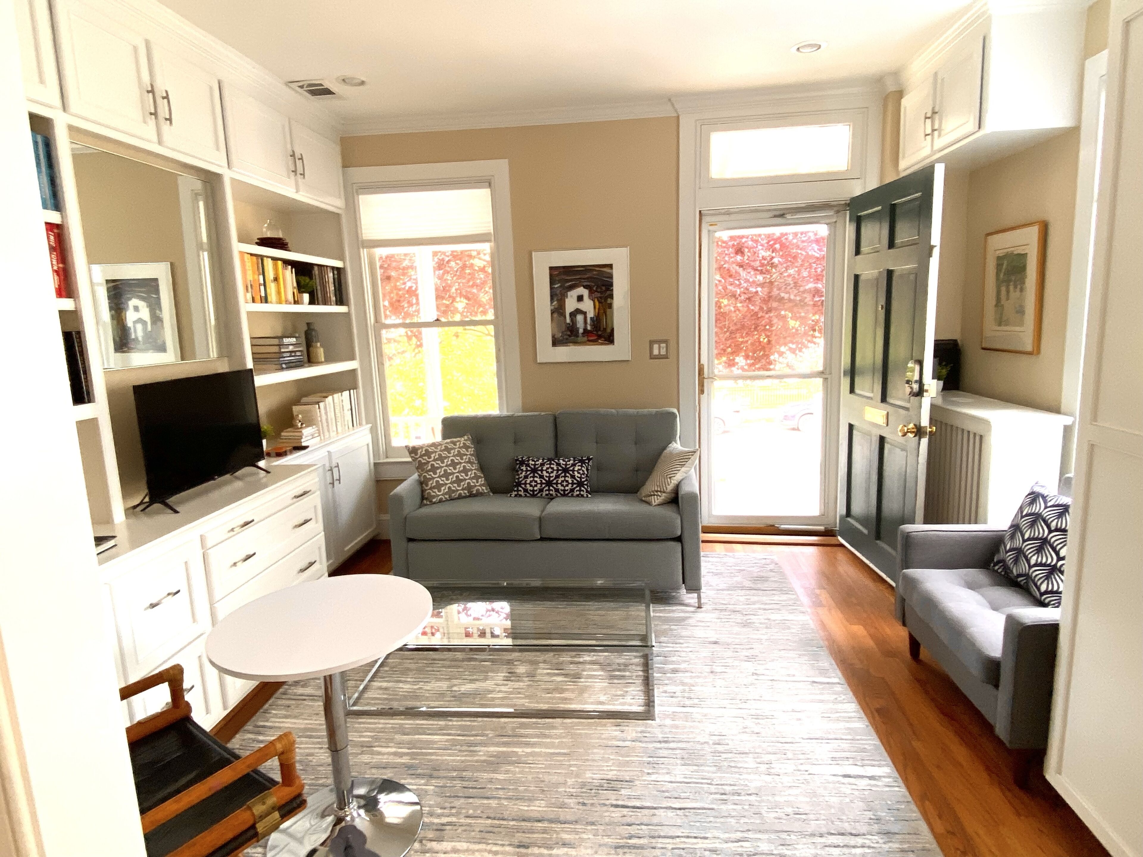 Gem with Parking in DC Palisades Village