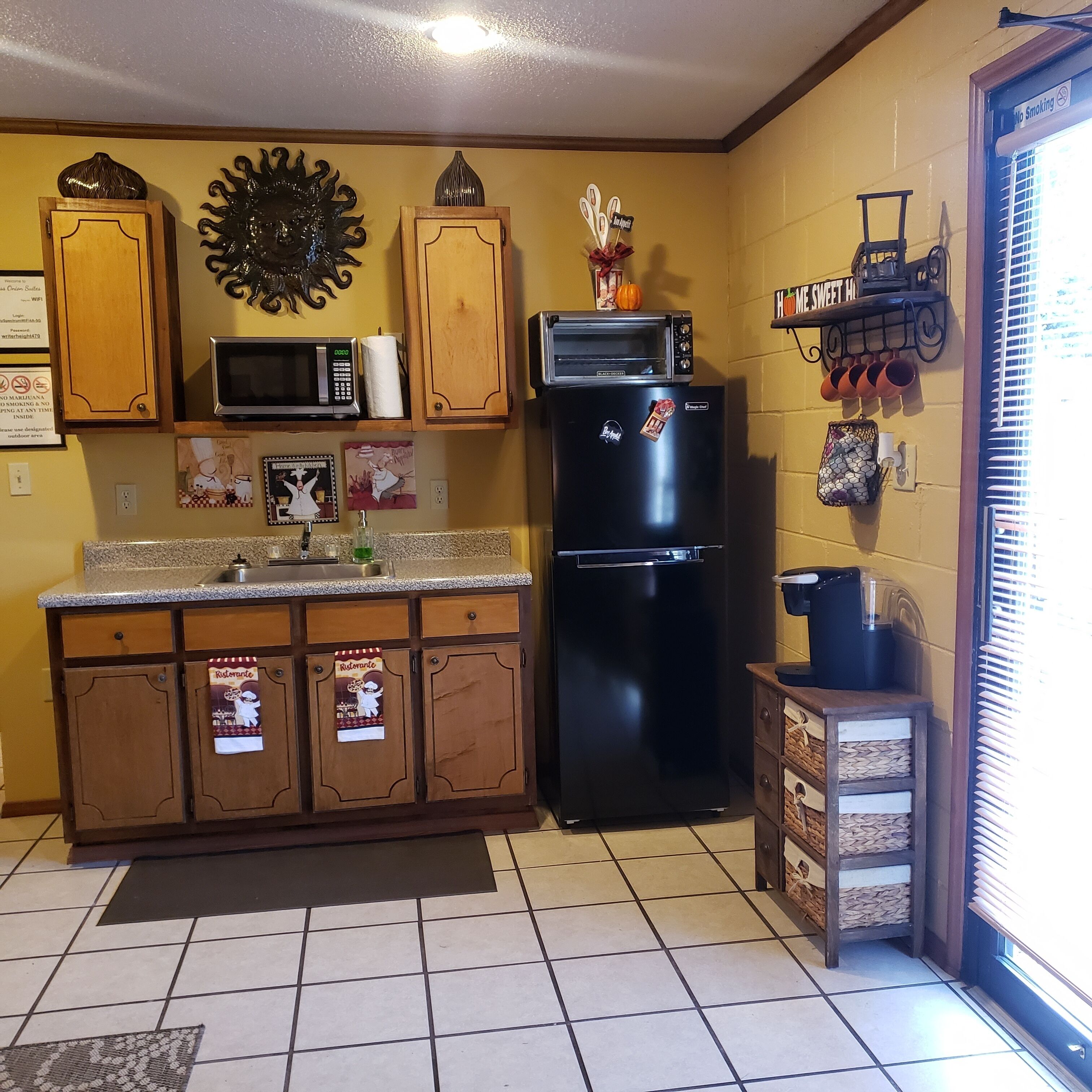 Beautiful Mediterranean studio apt with private patio