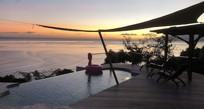 Villa with an outstanding view - 5mn from Teahupoo surf spot