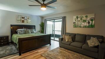 2 bedrooms, desk, free WiFi, bed sheets