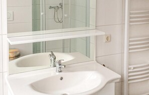 House | Bathroom